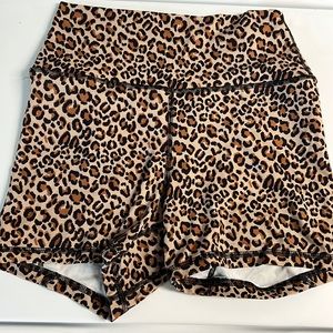 Fleo cheetah print booty shorts high rise